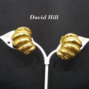 David Hill Vintage Ribbed Gold Clip Earrings Textured Dome Design 1980s